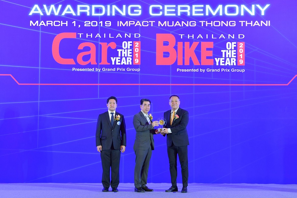 รับรางวัลมอเตอร์โชว์