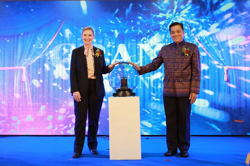 Opening KK1