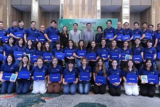 พิธีมอบวุฒิบัตรผู้สำเร็จการอบรม IMDP 27.r