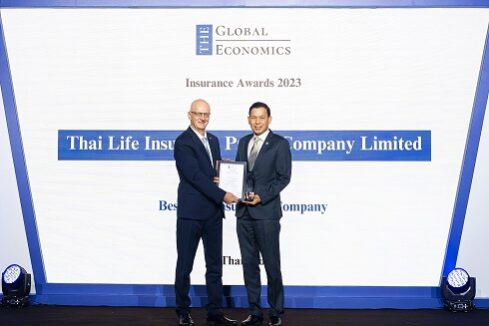 ไทยประกันชีวิตรัลรางวัล Global Economics