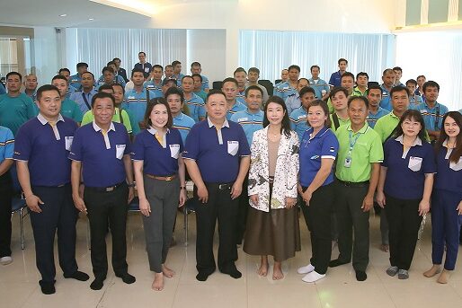 01 วิริยะประกันภัย จับมือ สมบัติทัวร์ อบรมพัฒนาทักษะขับรถ