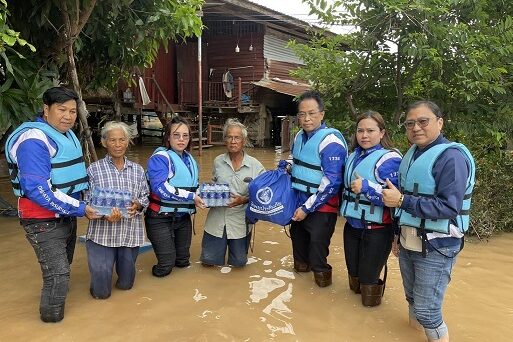 01_ทิพย เร่งช่วยเหลือผู้ประสบภัยน้ำท่วม จังหวัดสุโขทัย