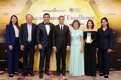ภาพข่าว_กรุงเทพประกันชีวิต คว้ารางวัล Top Influential Brand